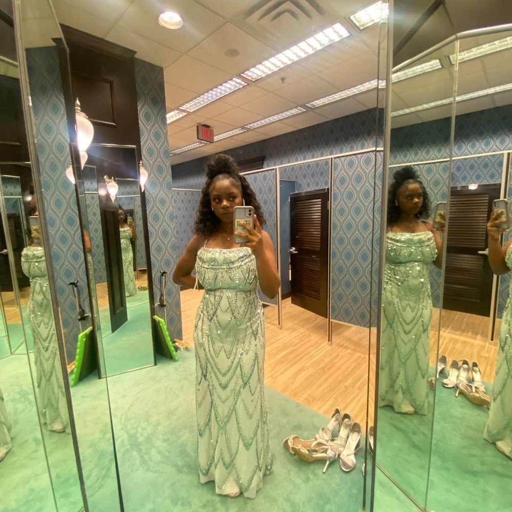 Long maxi green embellished prom dress - Picture 2 of 3
